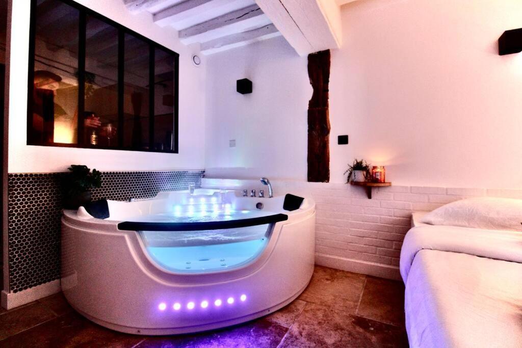 Le Spa Beauvoisine - Jacuzzi Sauna Rouen Centre Free Parking Экстерьер фото