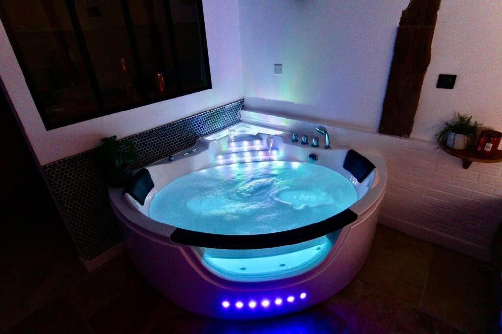 Le Spa Beauvoisine - Jacuzzi Sauna Rouen Centre Free Parking Экстерьер фото